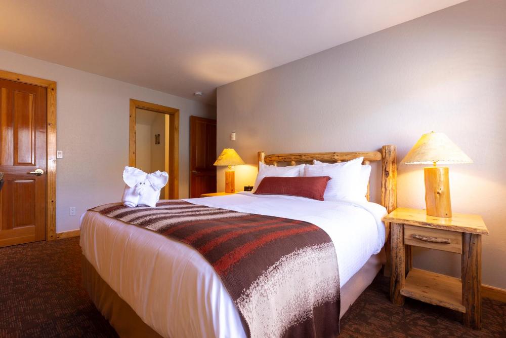 One-Bedroom Suite interior